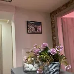 Cloud 9 Къща за гости *