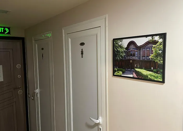 Cloud 9 בית הארחה *